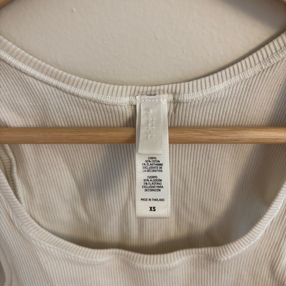 SKIMS Ribbed Ivory Tank - Picture 5 of 7